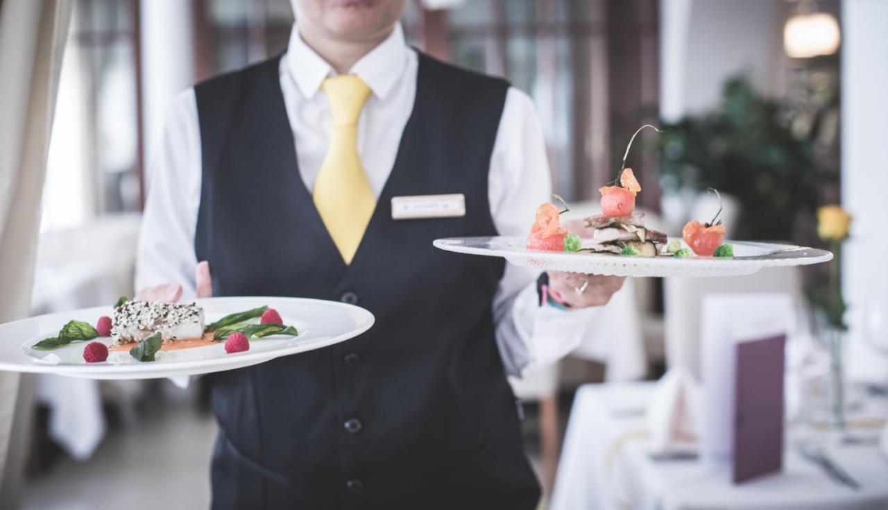 Hotel Fameli Olang Bagian luar foto